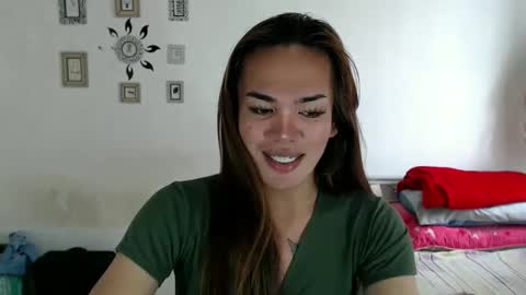 Snapshot of angelic_slutxx chatting on 02-27-25, 03:36 Yhanna online show from 02-27-25, 03:36