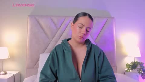 Angelica Cross online show from 03-01-26, 11:12