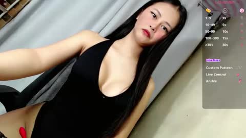 Snapshot of angelica_fuckdoll chatting on 10-26-25, 10:47 angelica online show from 10-26-25, 10:47