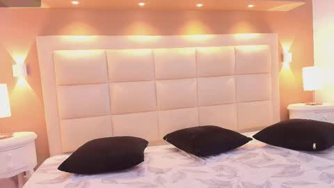 Snapshot of angelicamason chatting on 10-14-25, 09:37 Angelica online show from 10-14-25, 09:37