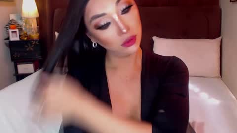 MS. AMALIA online show from 02-23-25, 06:17