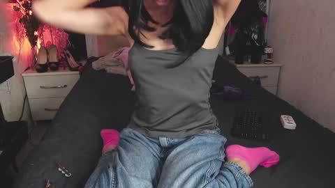 Angelika Rouge online show from 10-30-25, 03:35