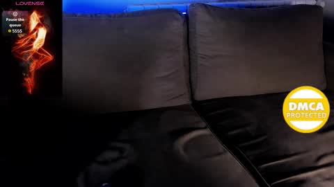 Angelika online show from 11-24-25, 09:47