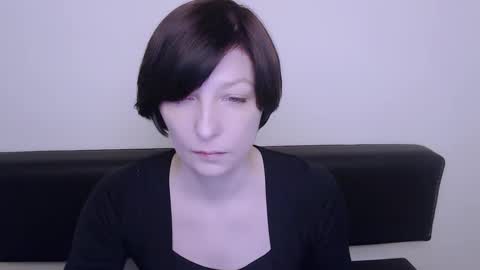 Angelina online show from 01-17-25, 11:17