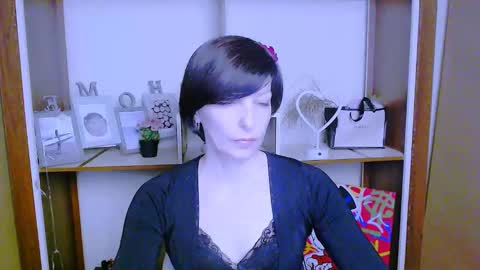 Angelina online show from 01-28-25, 07:43