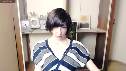 Angelina online show from 10-16-25, 06:36