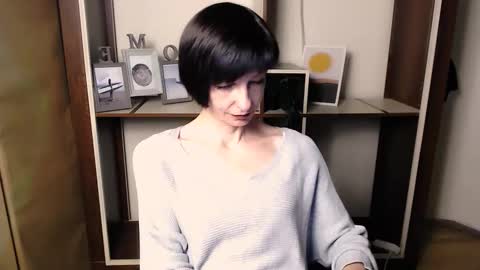 Angelina online show from 12-04-25, 08:01