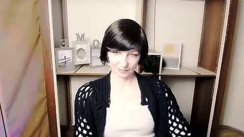 Angelina online show from 02-11-26, 10:09