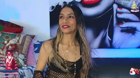 Snapshot of angeline_focus chatting on 12-10-24, 11:00 ANGELINE YAMPOLL online show from 12-10-24, 11:00