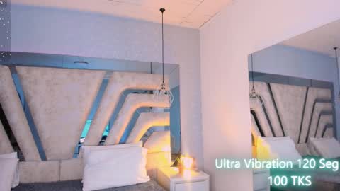 Angeline Heet online show from 10-03-25, 03:47