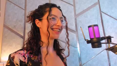 Angel online show from 02-06-25, 10:10