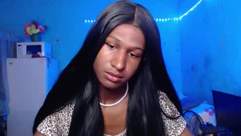 Danielle online show from 09-17-25, 05:36