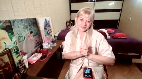 angelleah online show from 10-12-25, 06:34