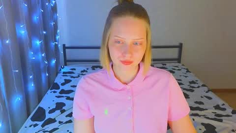 Cutie online show from 11-20-25, 08:14