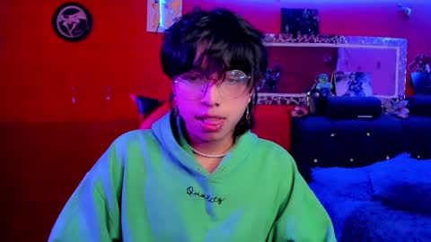 Snapshot of angellonfire chatting on 12-11-24, 07:09 Angel  online show from 12-11-24, 07:09