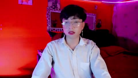 Snapshot of angellonfire chatting on 10-15-25, 05:40 Angel  online show from 10-15-25, 05:40