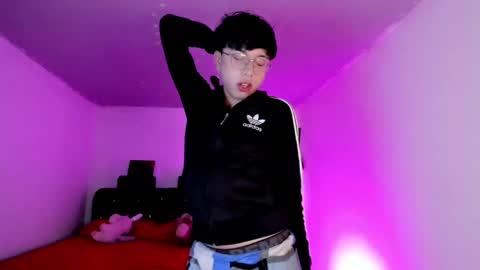 Angel  online show from 10-31-25, 12:11