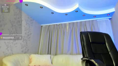 Angelli online show from 11-28-25, 06:49