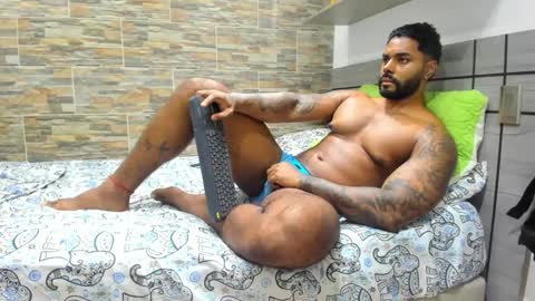 angelo_evans33 online show from 03-04-25, 02:17