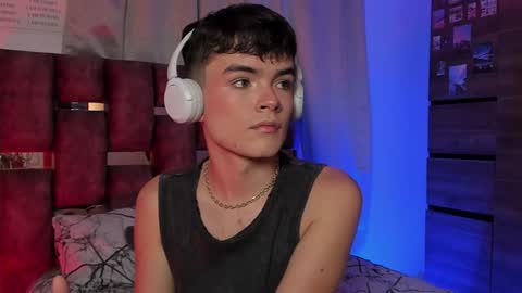 Angelo I work from home this is my room  online show from 02-08-25, 05:40