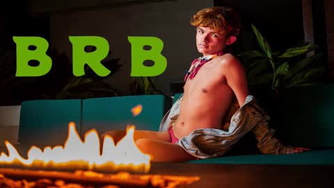 Angelo I work from home this is my room  online show from 02-11-25, 09:31