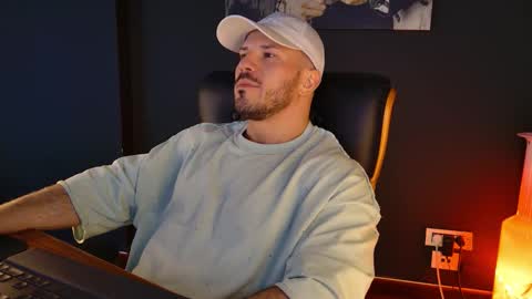 BlackWolf online show from 12-19-25, 01:29