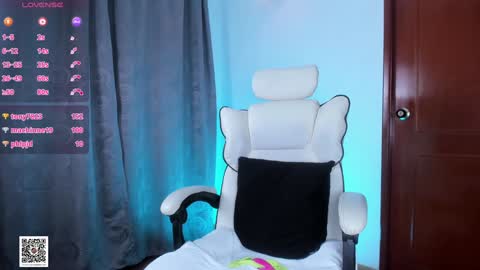 Snapshot of angeloferro1 chatting on 12-04-24, 02:42 Angelo Ferro online show from 12-04-24, 02:42