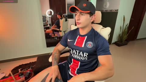 Snapshot of angeloferro1 chatting on 01-30-25, 02:49 Angelo Ferro online show from 01-30-25, 02:49