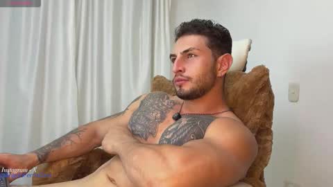 Snapshot of angeloferro1 chatting on 09-12-25, 03:28 Angelo Ferro online show from 09-12-25, 03:28