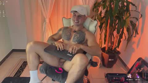 Angelo Ferro online show from 12-18-25, 05:02