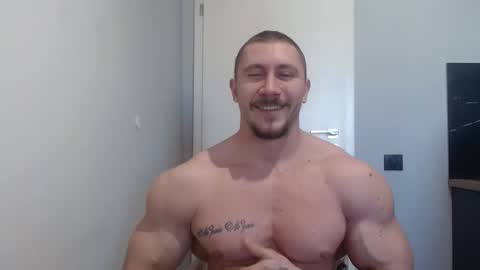  ------- SEX SHOW WITH GUYS AND GIRLS  MUSCLE SHOW online show from 03-08-25, 11:37
