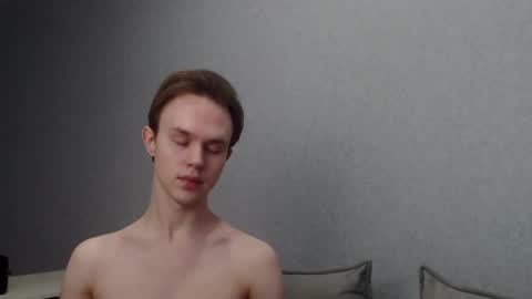 Angel online show from 01-26-25, 09:08