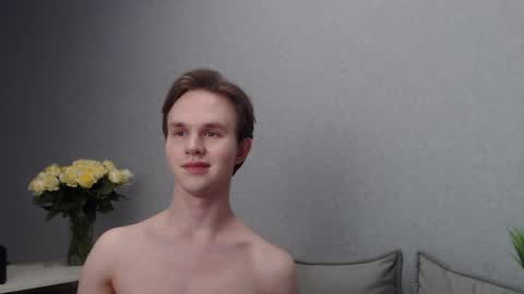 Angel online show from 02-15-25, 08:54