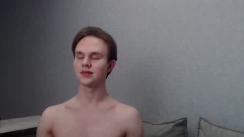 Angel online show from 03-01-25, 03:38