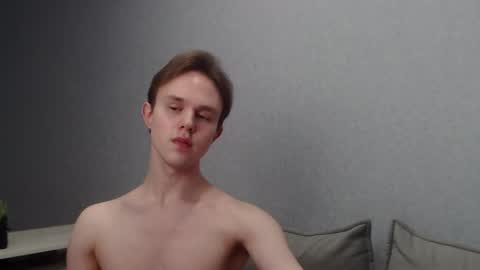 Angel online show from 03-12-25, 06:22