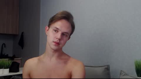 Angel online show from 10-17-25, 09:23