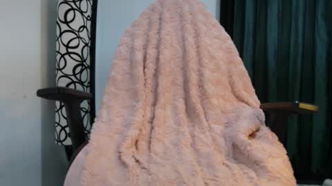 ivanna online show from 12-16-25, 04:50