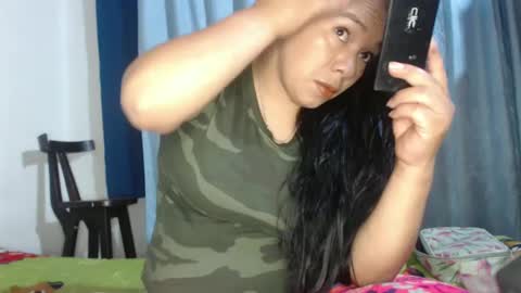 rebeca online show from 12-30-24, 10:55