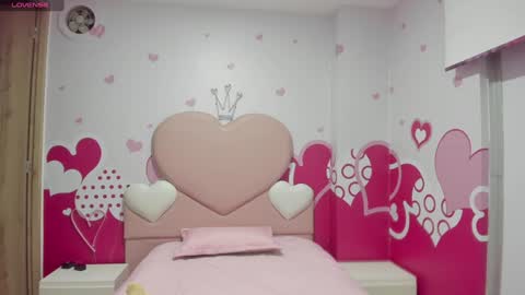 Angel  online show from 02-07-25, 09:47