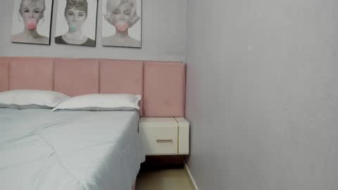 Angel  online show from 03-10-25, 09:53