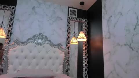 Angel  online show from 12-19-25, 11:23