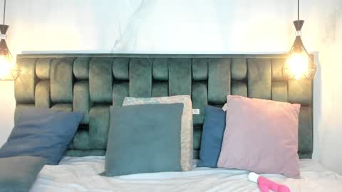 ANGIE online show from 01-25-25, 05:19