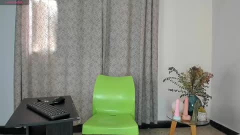 ANGIE online show from 10-02-25, 02:35