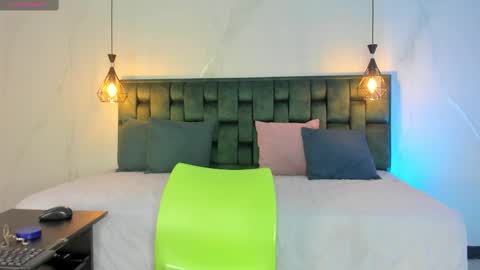 ANGIE online show from 10-03-25, 02:36