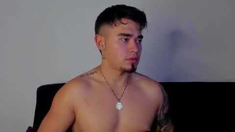 Angel Fox online show from 12-03-25, 05:37