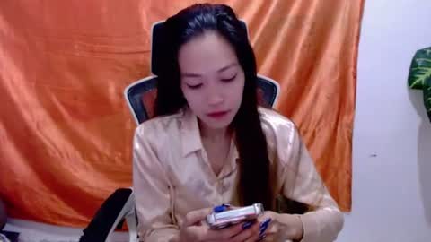 Snapshot of angelyn_slim chatting on 06-21-26, 06:32 angelyn_slim online show from 06-21-26, 06:32