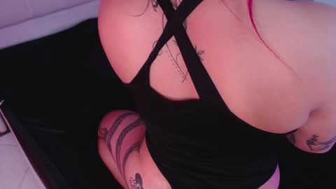 Angie online show from 01-05-25, 09:59