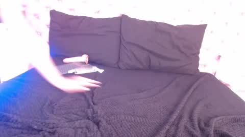 Angie online show from 03-04-25, 04:27