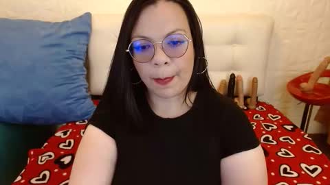 Angie online show from 02-26-26, 04:28