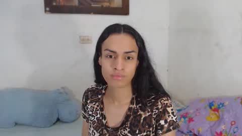 ints marianaroldan945 online show from 01-16-26, 10:08